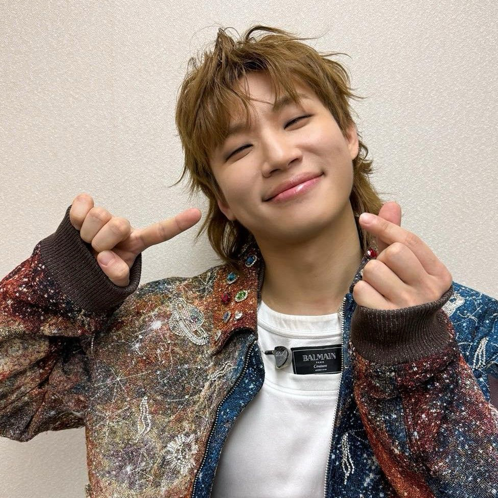 大声 (BIGBANG)的最新活动照片