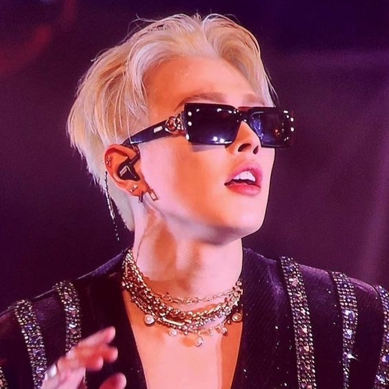 Latest photo of Hongjoong (ATEEZ)