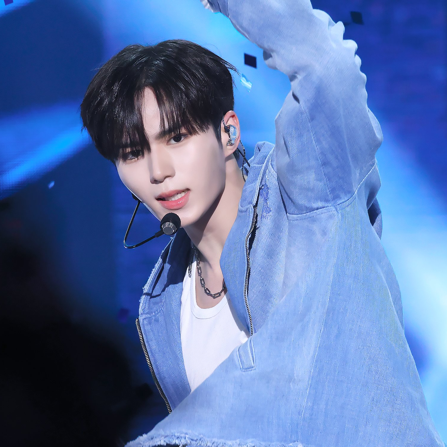 A moment captured by Kim Junseo (ALPHA DRIVE ONE)'s fan