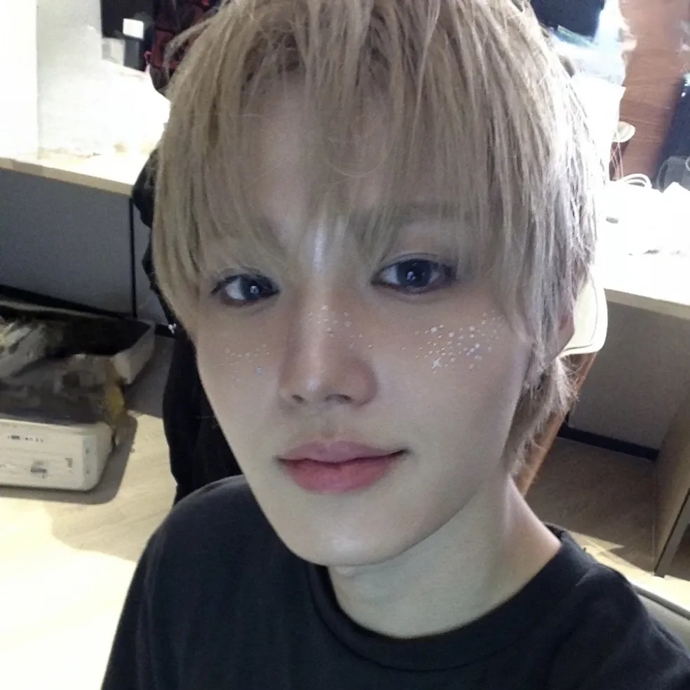 Recent activity shot of Doyoung (TREASURE)