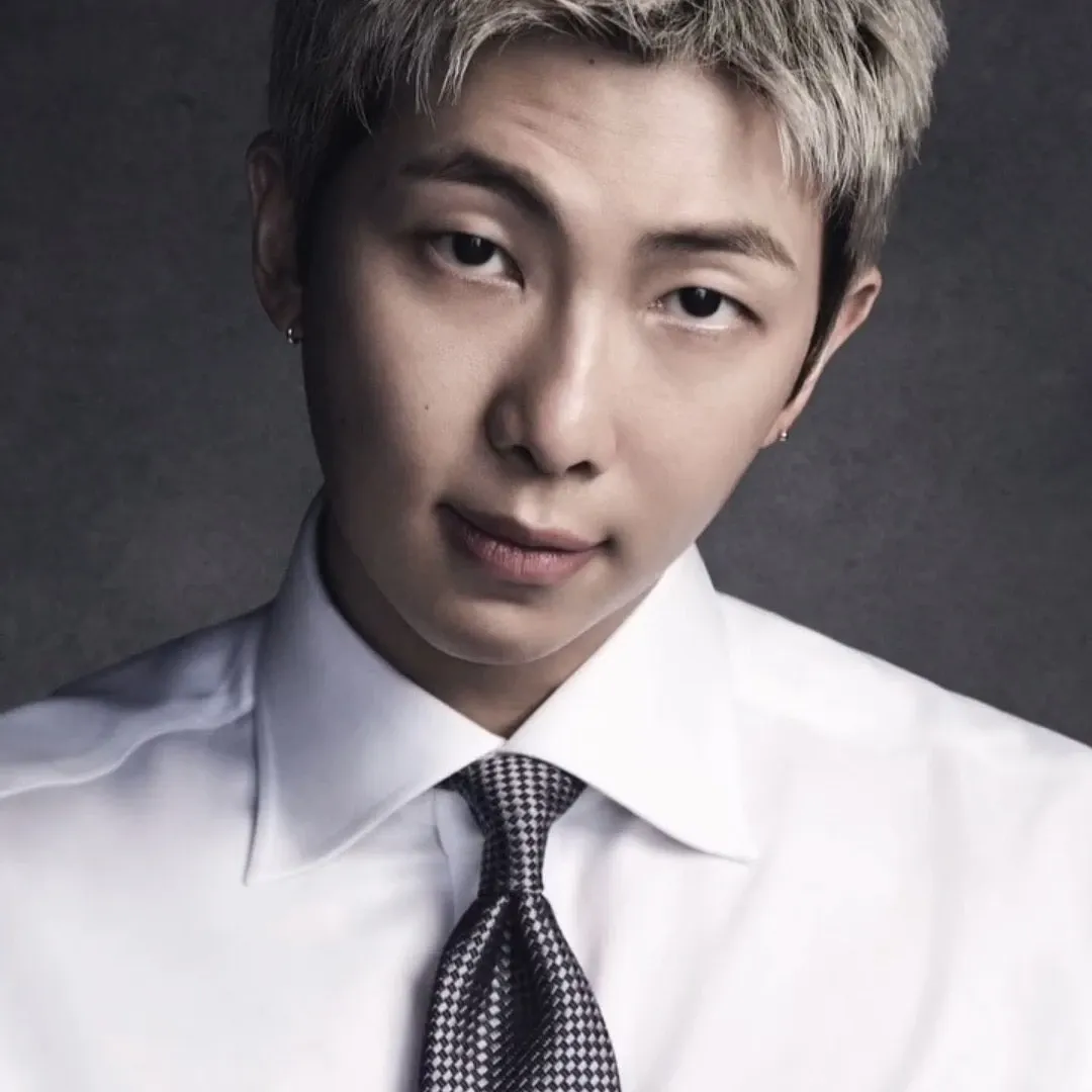 Behind-the-scenes cut of RM (BTS)