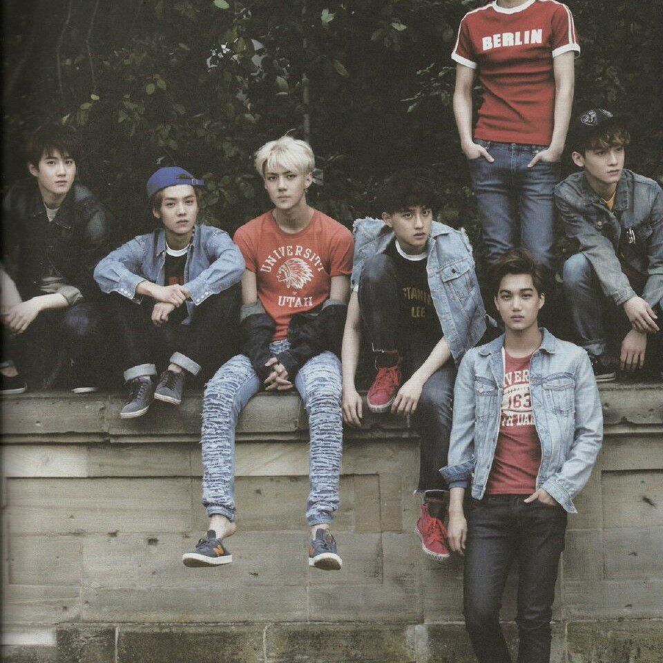 Behind-the-scenes cut of EXO