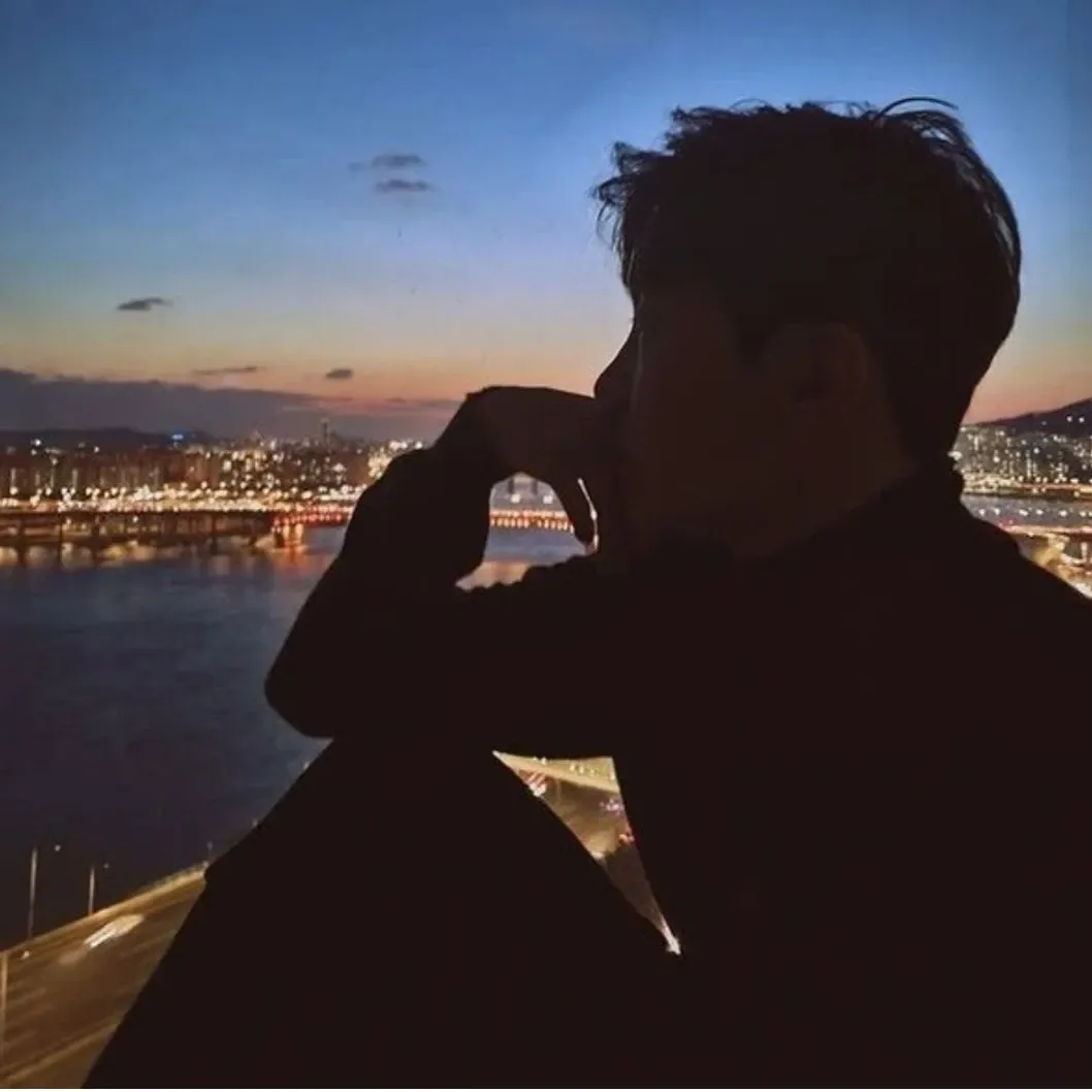 Momen yang diabadikan oleh penggemar j-hope (BTS)