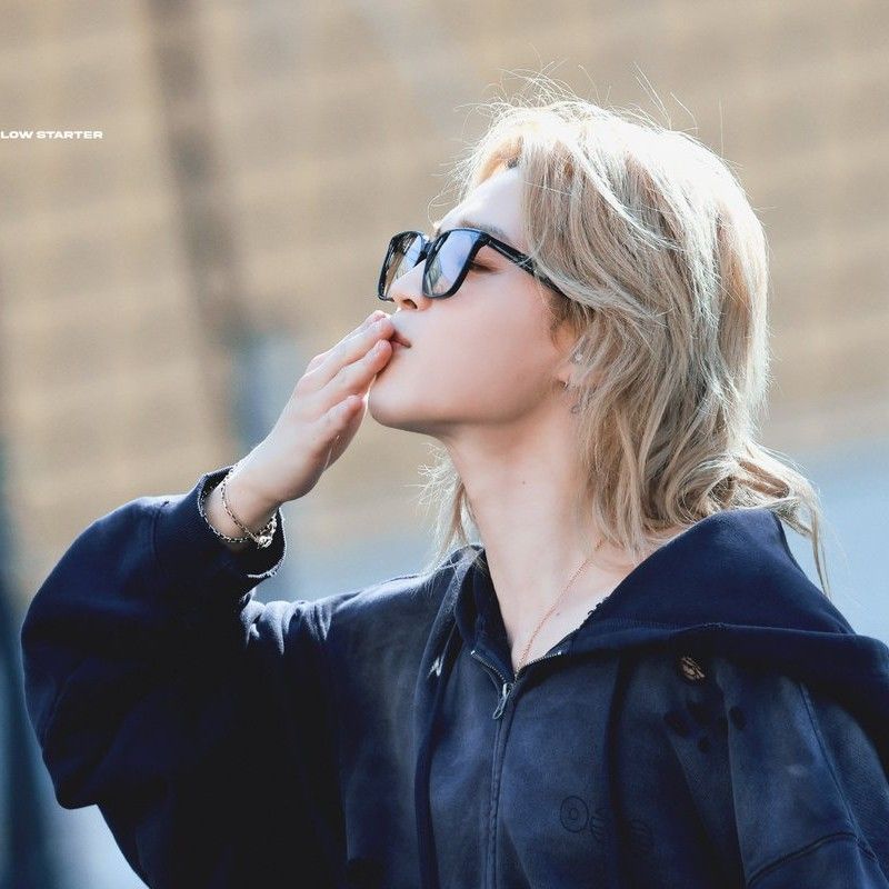 Foto aktivitas terbaru Jimin (BTS)