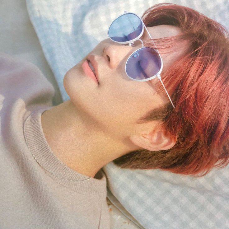 A moment captured by MJ (ASTRO)'s fan