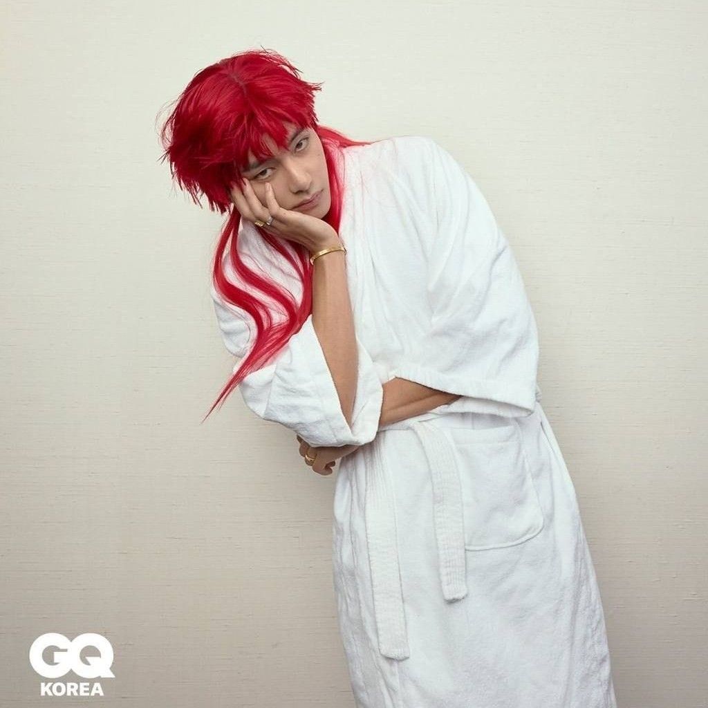 Foto aktivitas terbaru V (BTS)