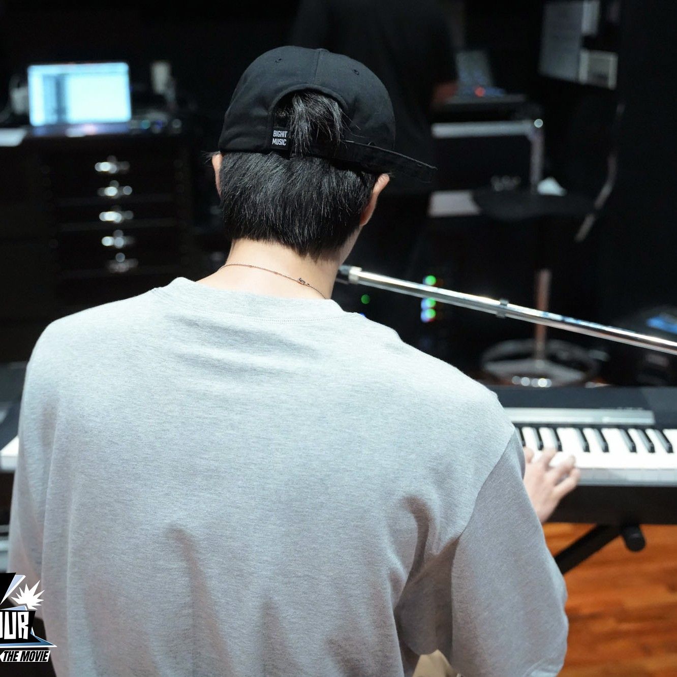 Behind-the-scenes cut of BTS