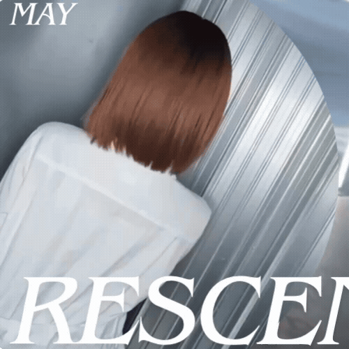 A moment captured by May (RESCENE)'s fan