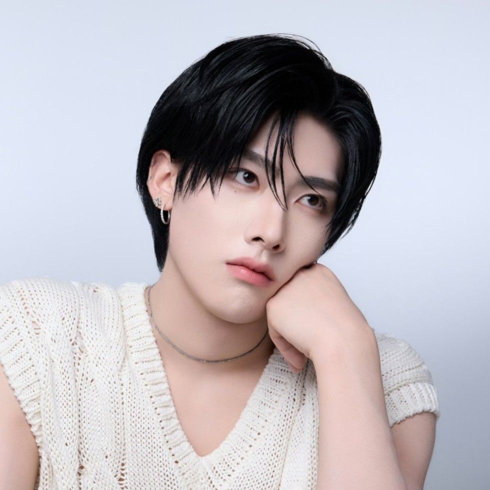 A moment captured by Ricky (ZEROBASEONE)'s fan