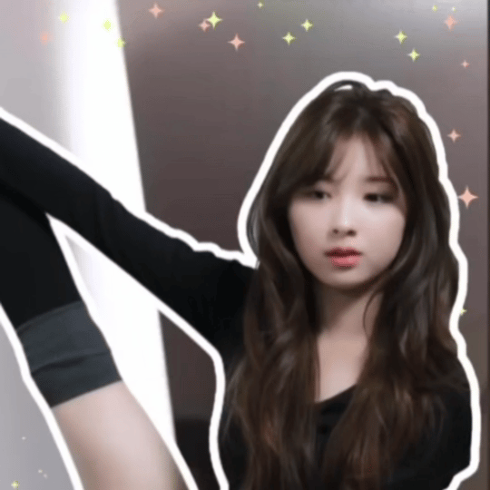 A moment captured by Miihi (NiziU)'s fan