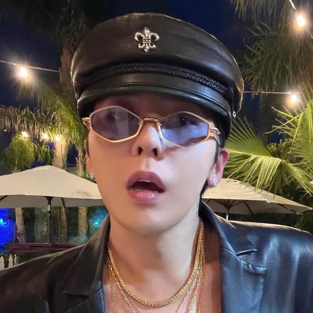 Foto terbaru G-DRAGON (BIGBANG)