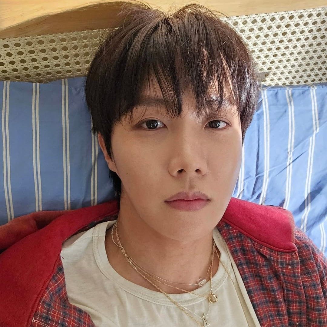 제이홉 (방탄소년단)의 비하인드 컷