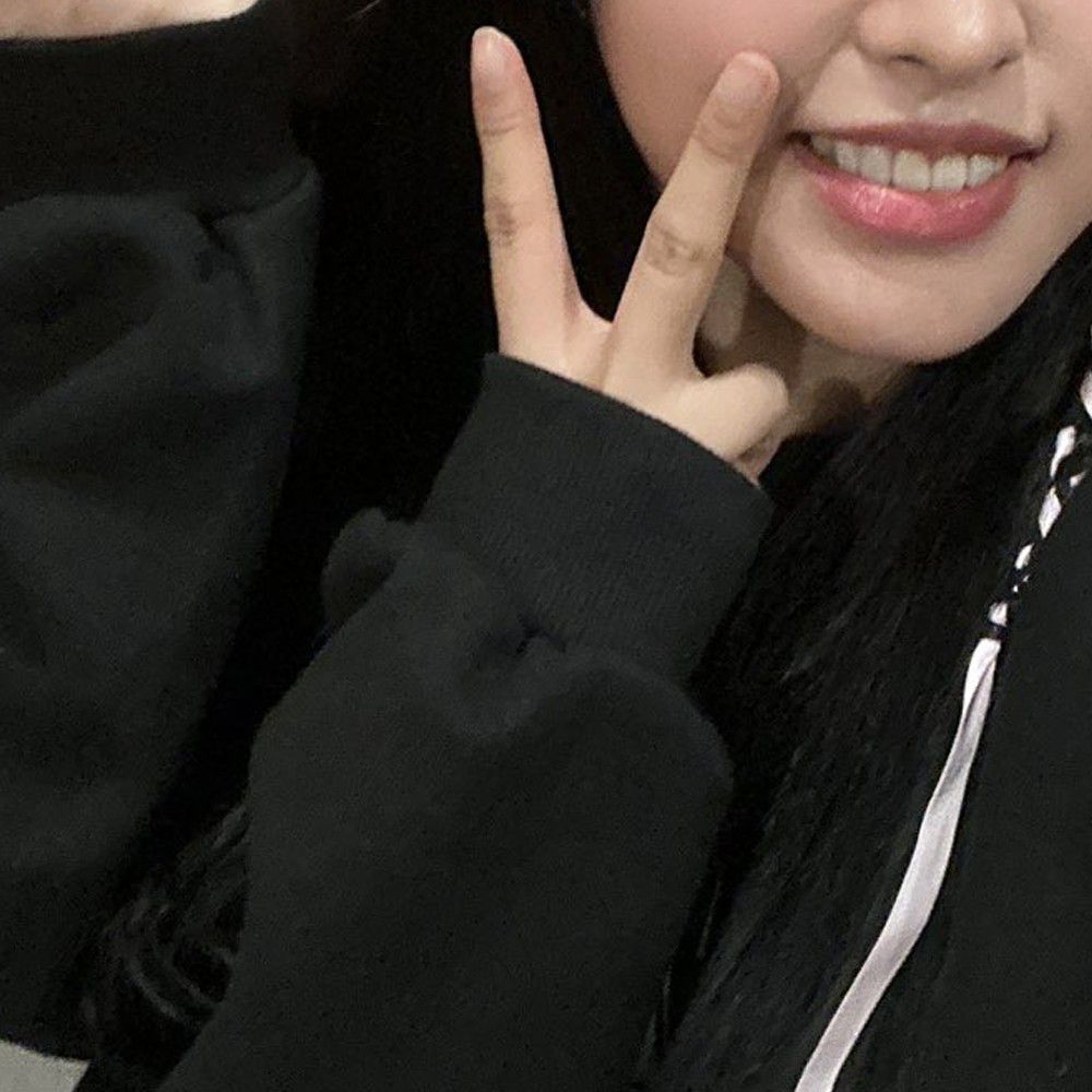 Behind-the-scenes cut of Loossemble