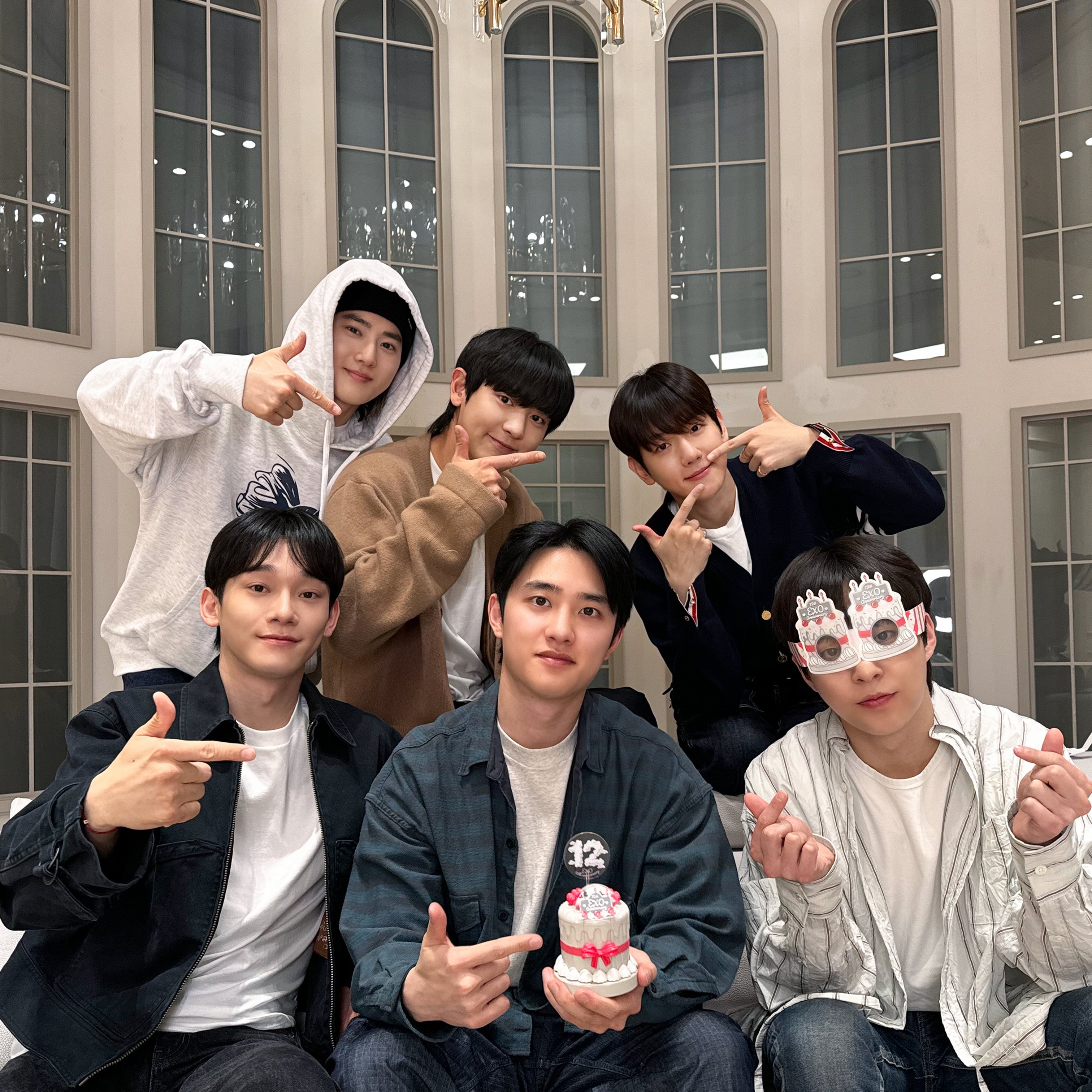 EXO 최근 활동샷