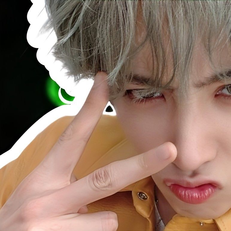 Latest photo of Wooseok (PENTAGON)