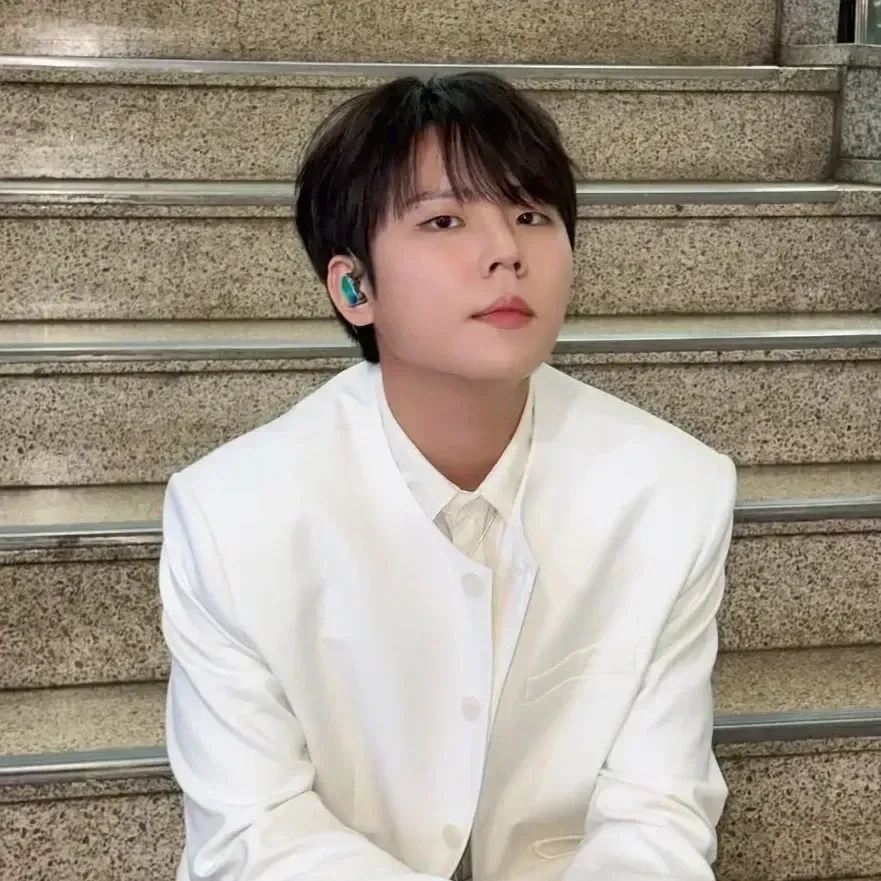 A moment captured by Jung Seunghwan's fan