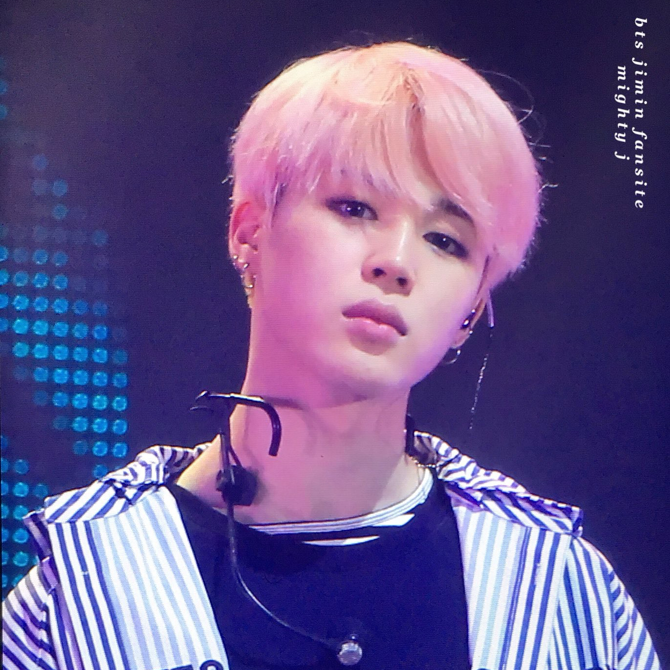 Foto aktivitas terbaru Jimin (BTS)