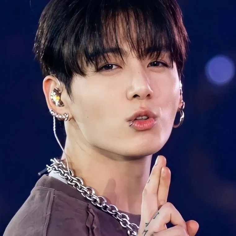 정국 (방탄소년단)의 최신 사진