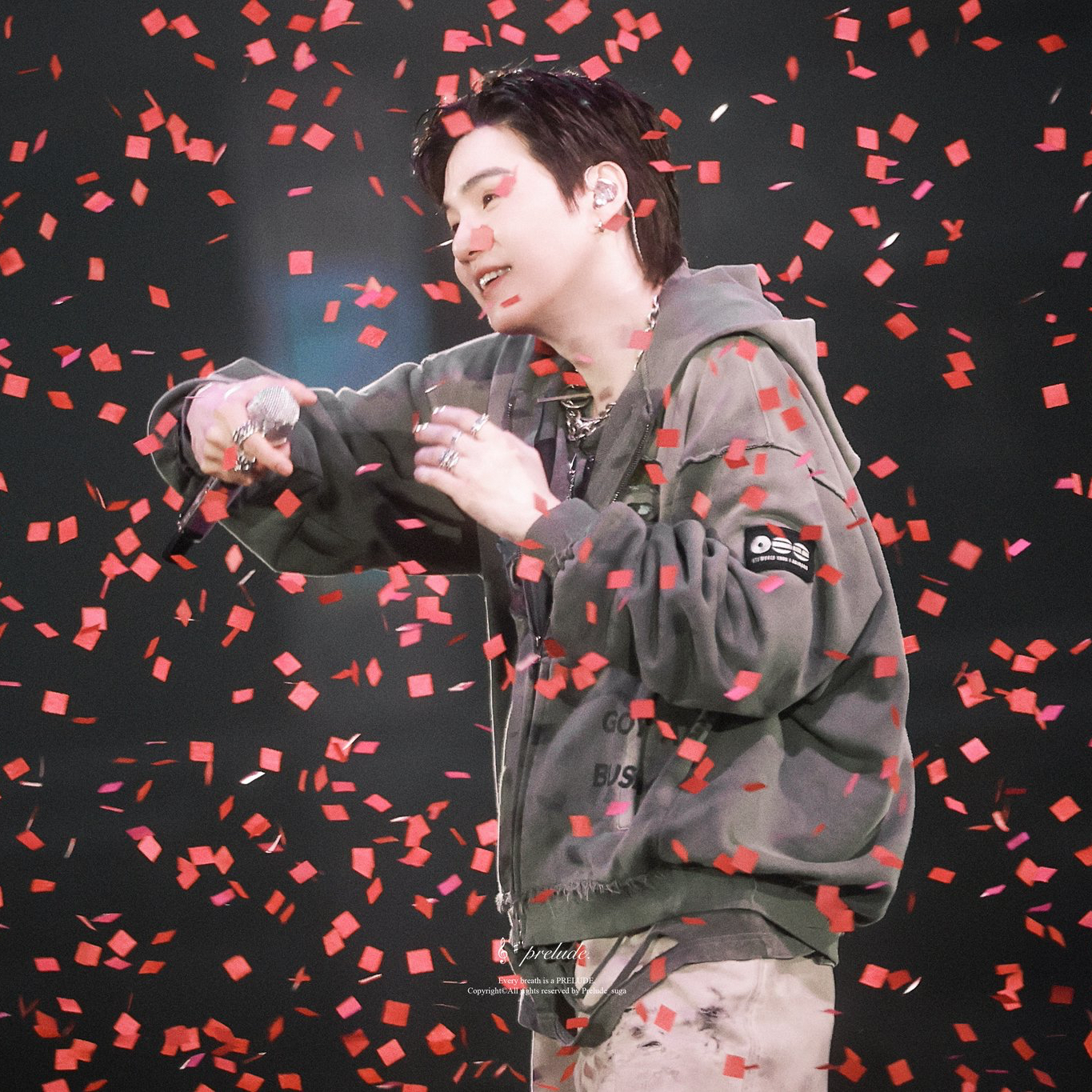 SUGA (防彈少年團)的幕後花絮