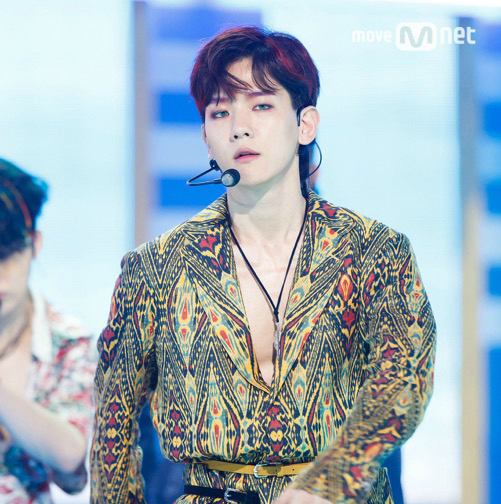 백현 (EXO)의 최신 사진