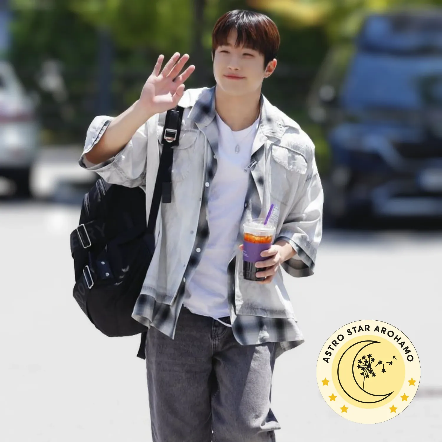 A moment captured by Jinjin (ASTRO)'s fan