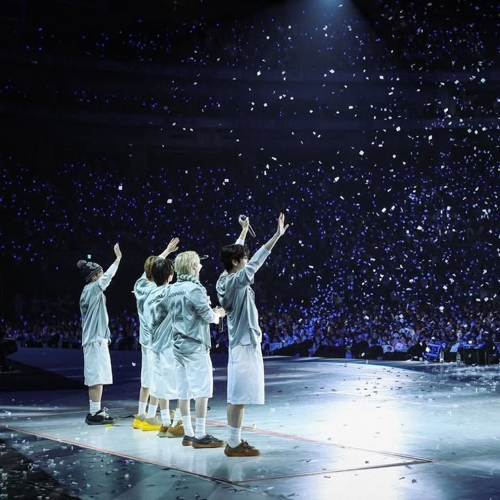 Potret di balik layar TOMORROW X TOGETHER