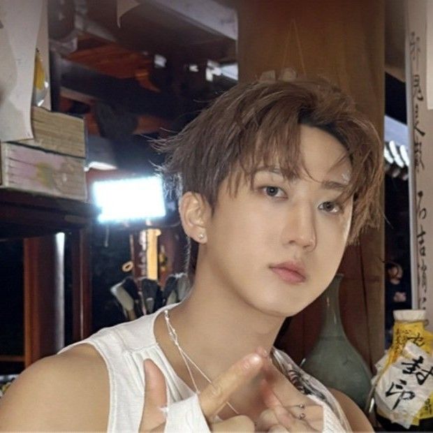 Behind-the-scenes cut of Stray Kids