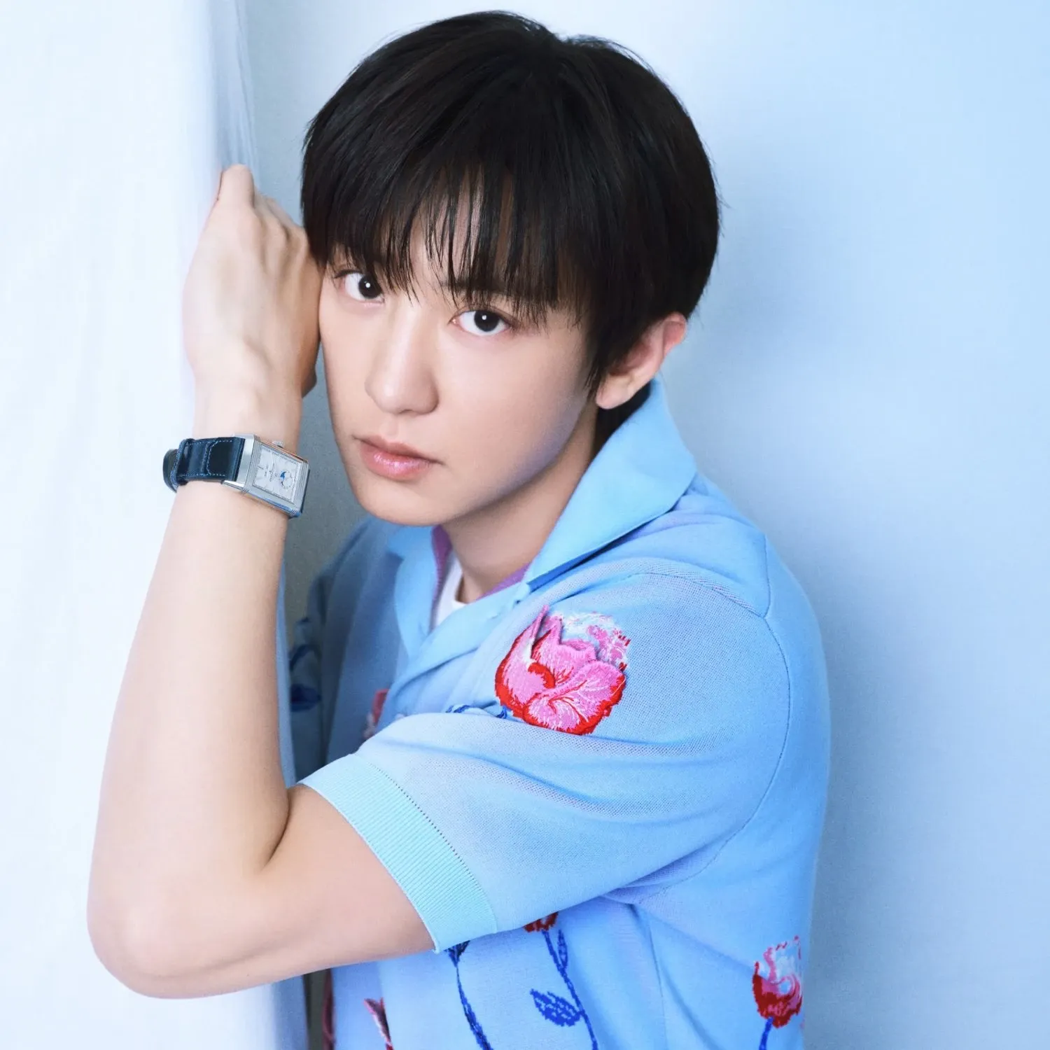 Recent activity shot of Chanyeol (EXO)