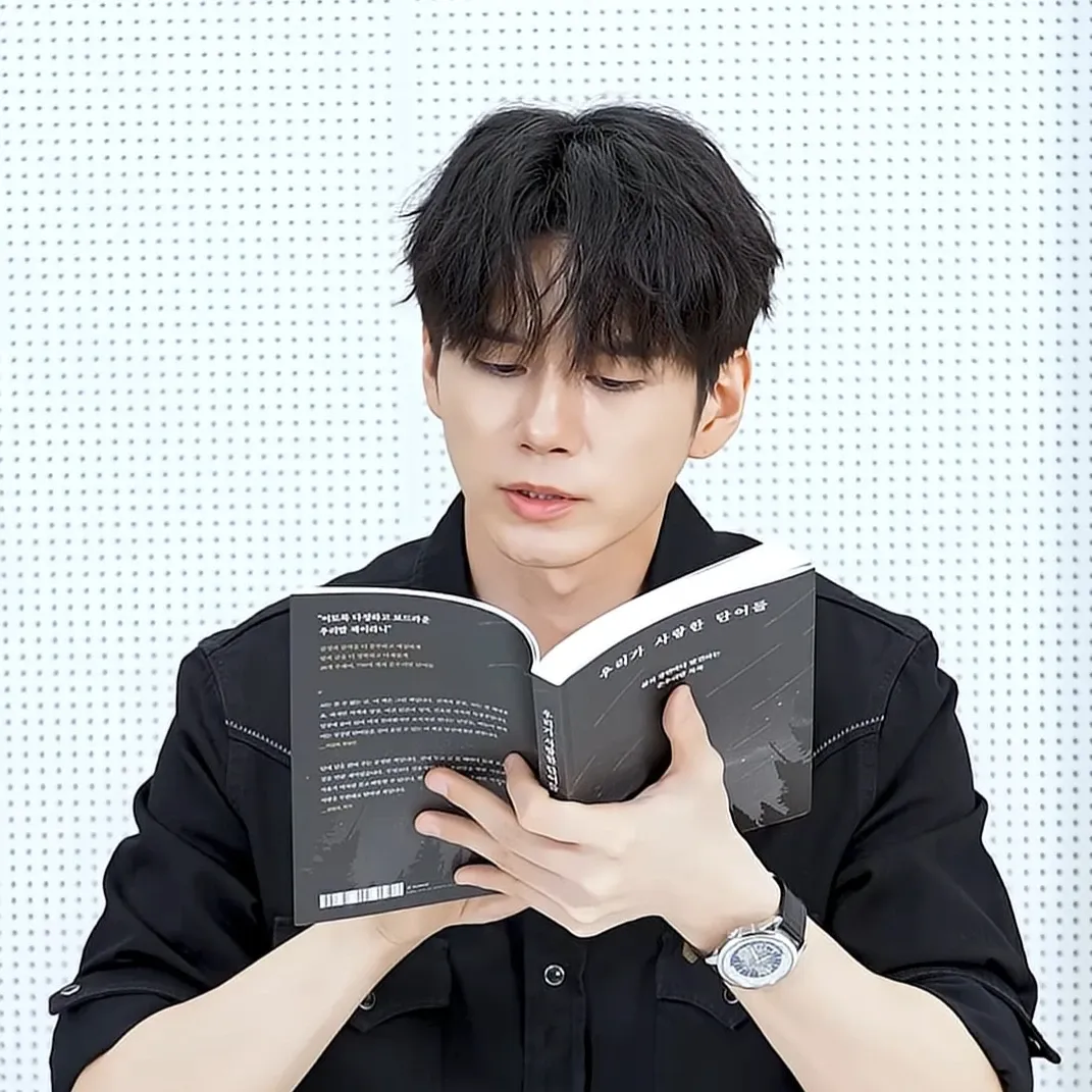 Foto terbaru Ong Seongwu