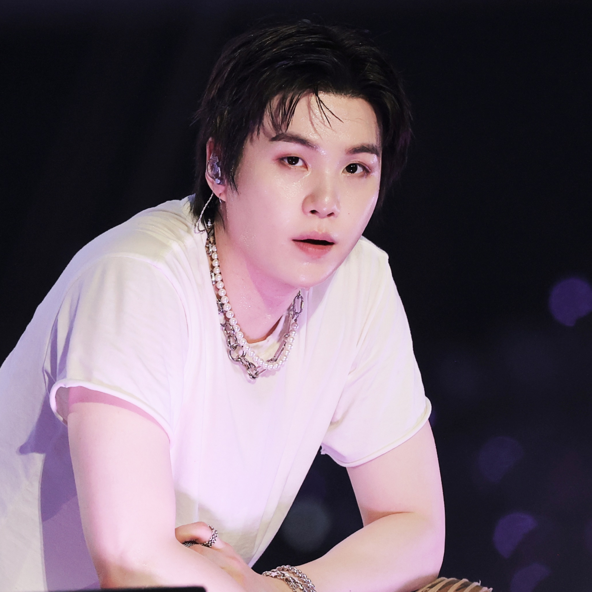 Potret di balik layar SUGA (BTS)