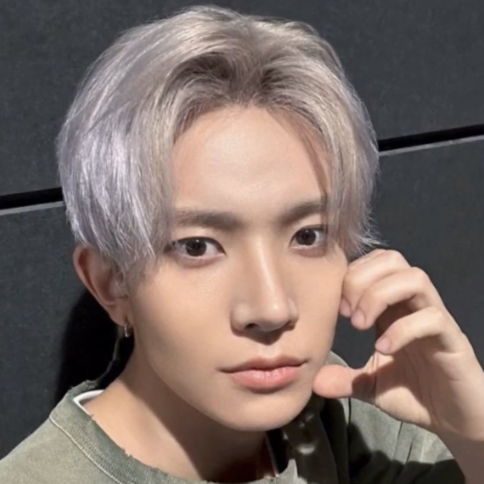 희승 (ENHYPEN)의 비하인드 컷