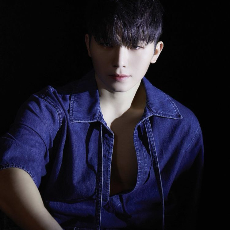 Recent activity shot of Woozi (SEVENTEEN)