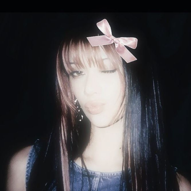 A moment captured by KATSEYE's fan