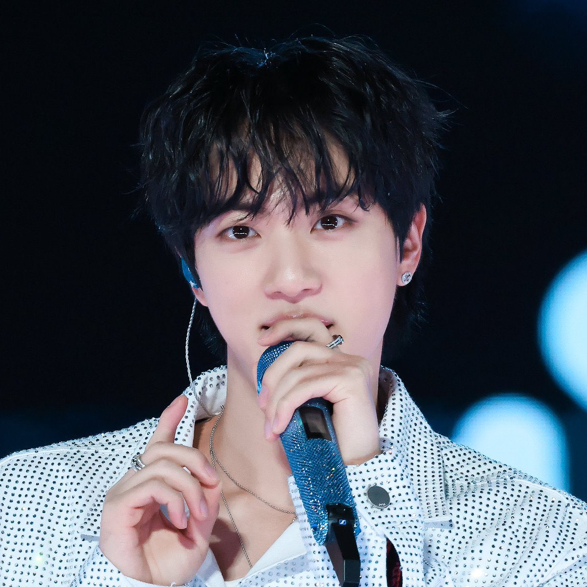 A moment captured by Jin (BTS)'s fan