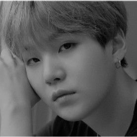 Potret di balik layar SUGA (BTS)