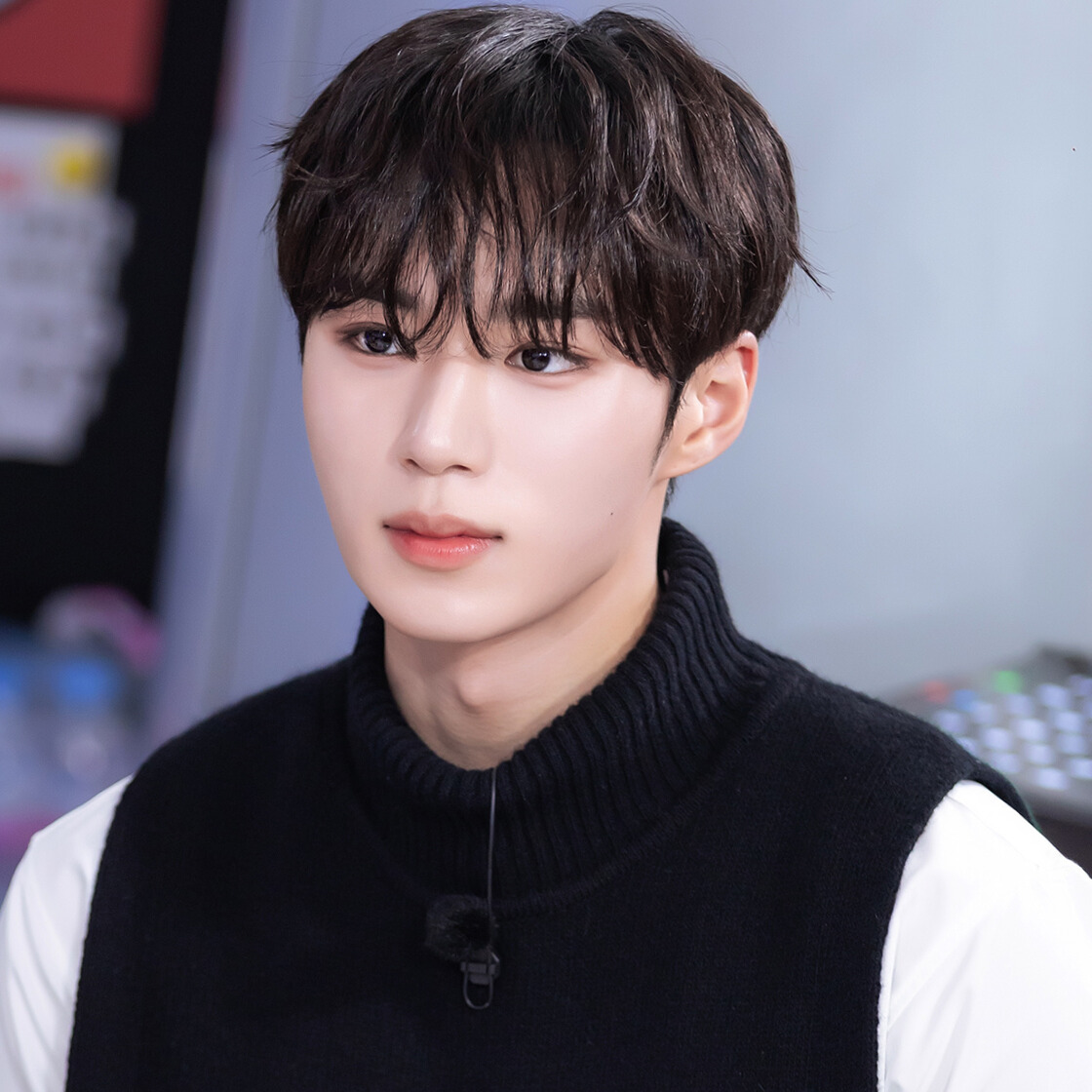 Behind-the-scenes cut of Kim Junseo (ALPHA DRIVE ONE)