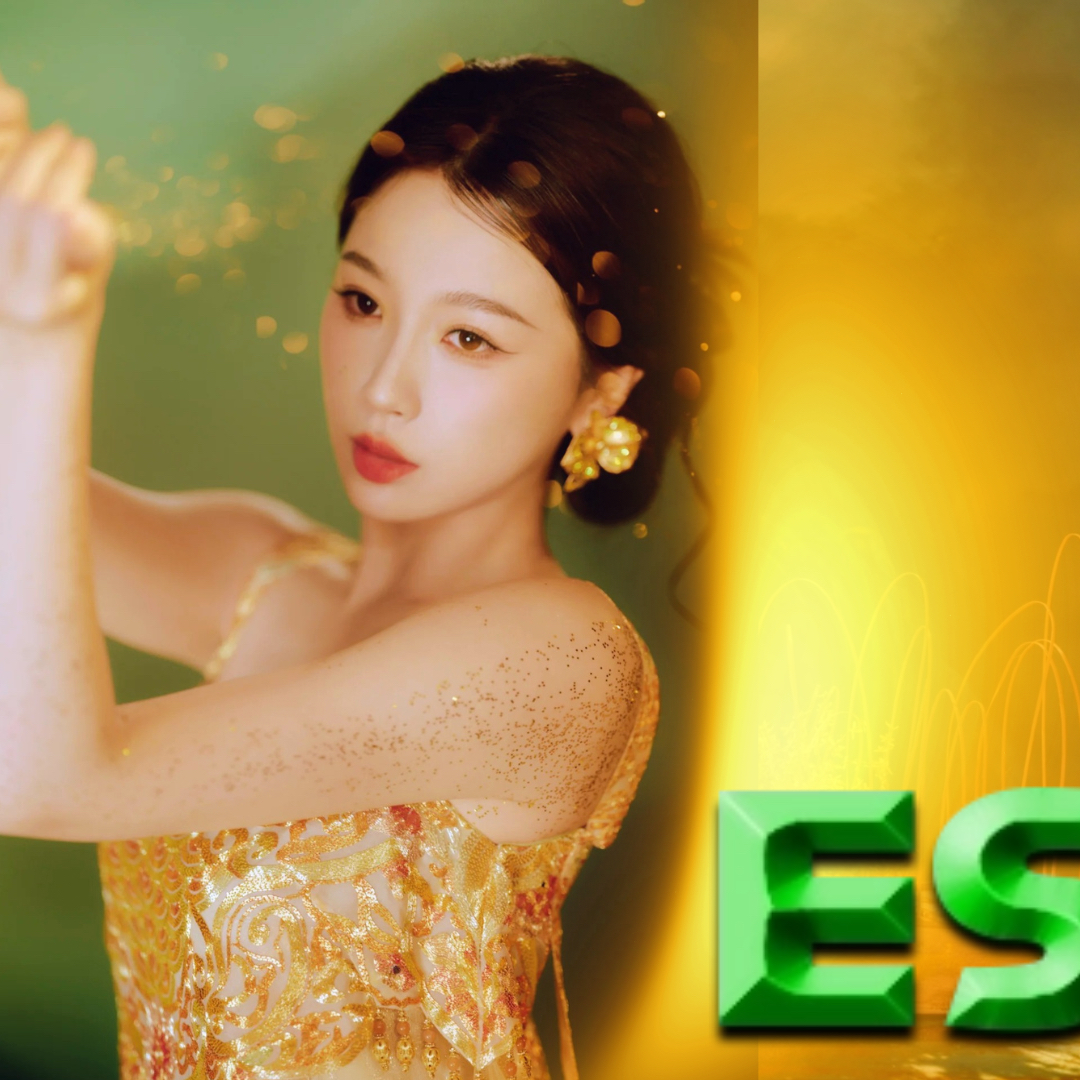 A moment captured by Esther Yu's fan