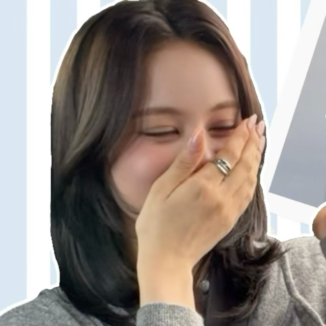 Recent activity shot of Nina (NiziU)