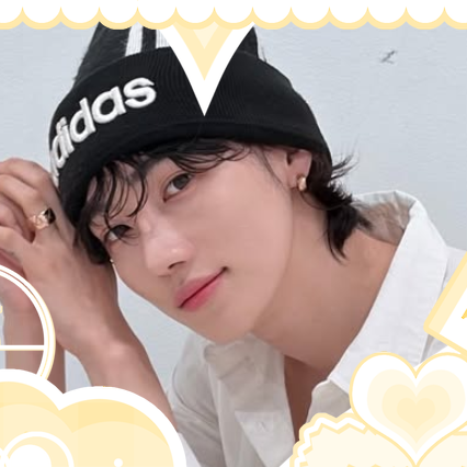 A moment captured by New (THE BOYZ)'s fan