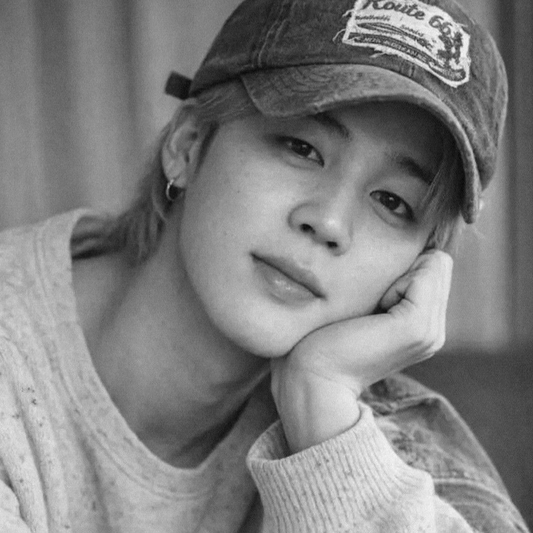 Foto aktivitas terbaru Jimin (BTS)