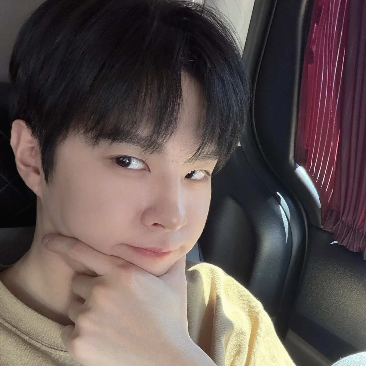 김우석의 비하인드 컷