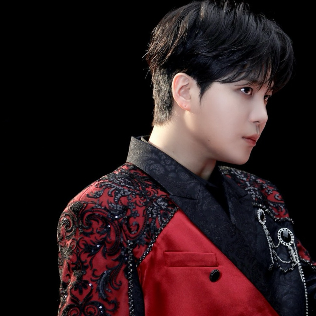 鍾浩 (ATEEZ)的最新活動照片