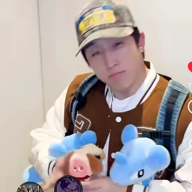 Jinjin (ASTRO)的最新活动照片