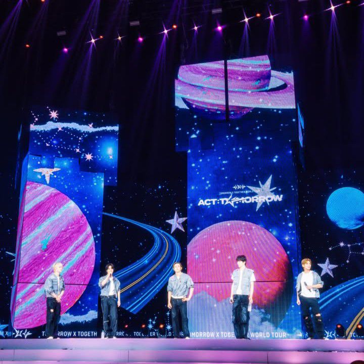 A moment captured by TOMORROW X TOGETHER's fan