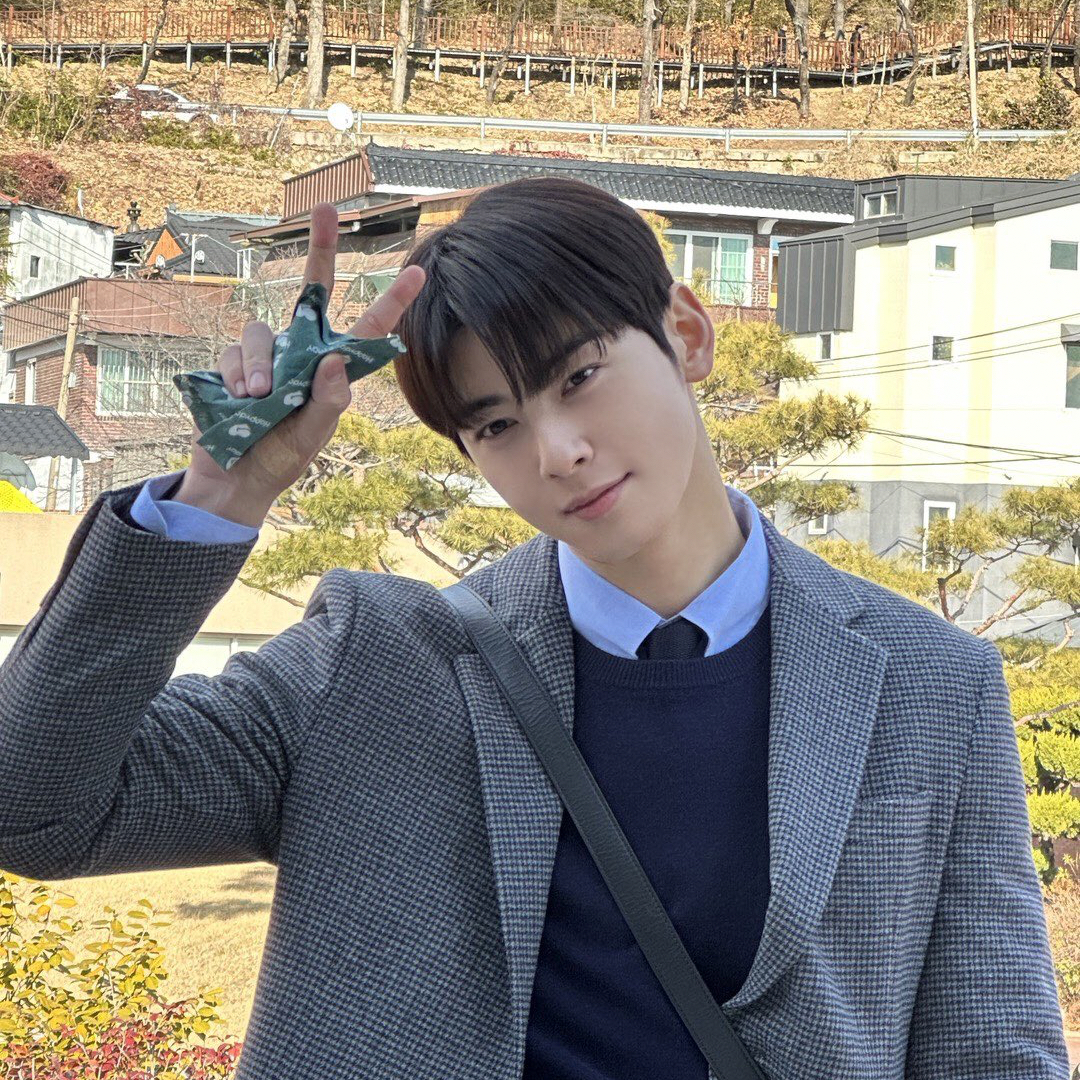 A moment captured by ASTRO's fan