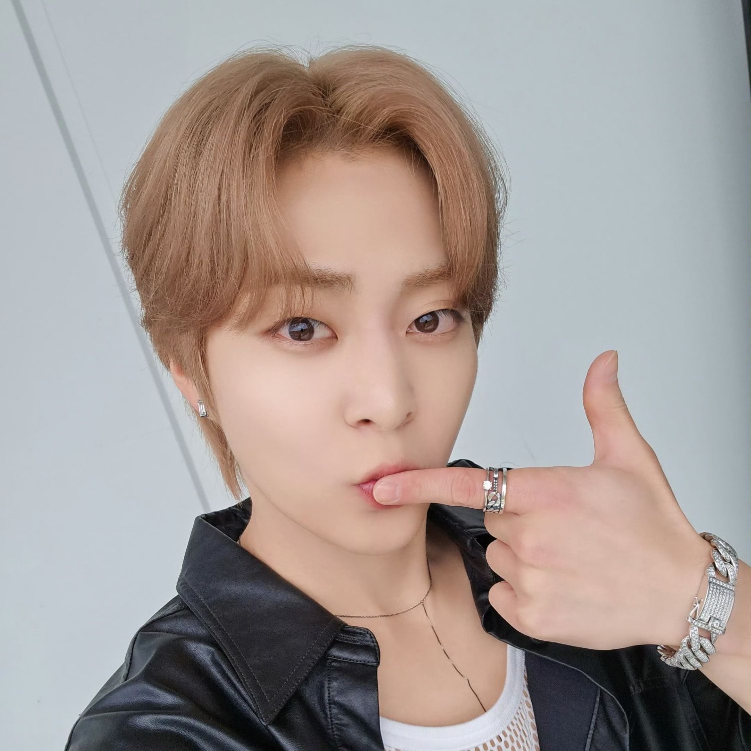 Foto terbaru Xiumin (EXO)