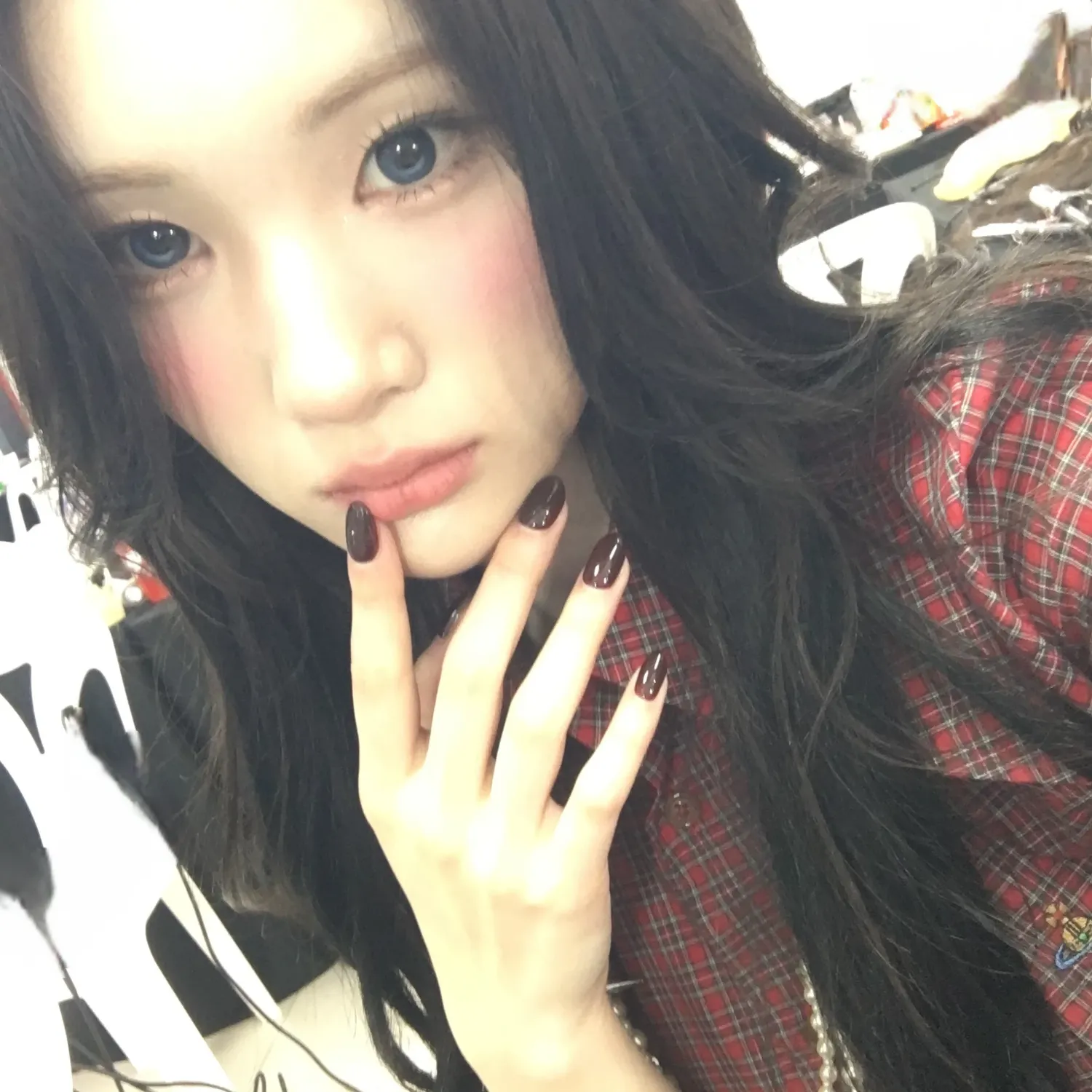 A moment captured by Juun (Hearts2Hearts)'s fan