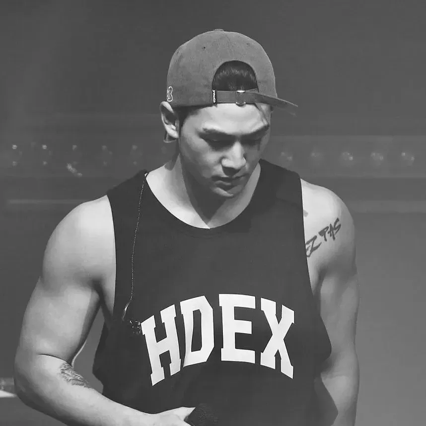 A moment captured by Baekho's fan