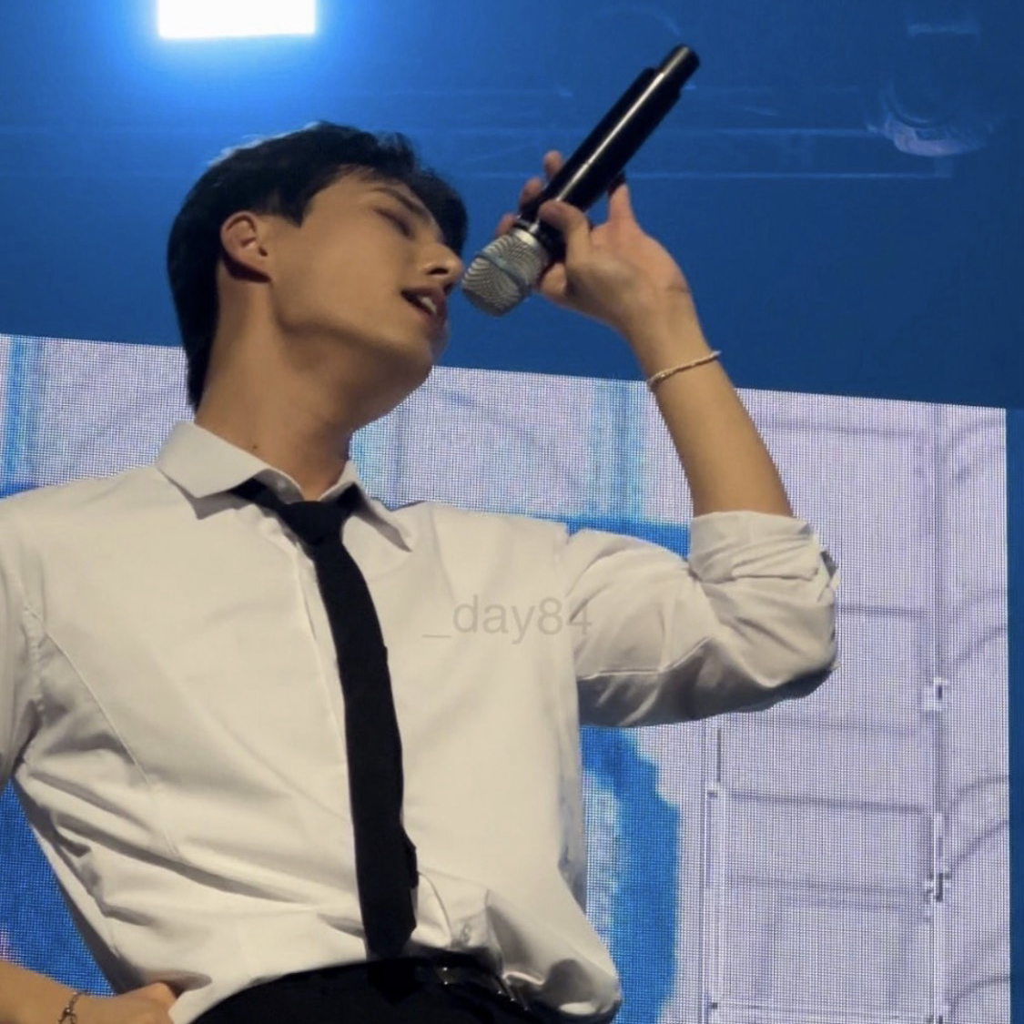 Behind-the-scenes cut of Young K (DAY6)