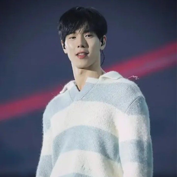 셔누 (몬스타엑스) 최근 활동샷